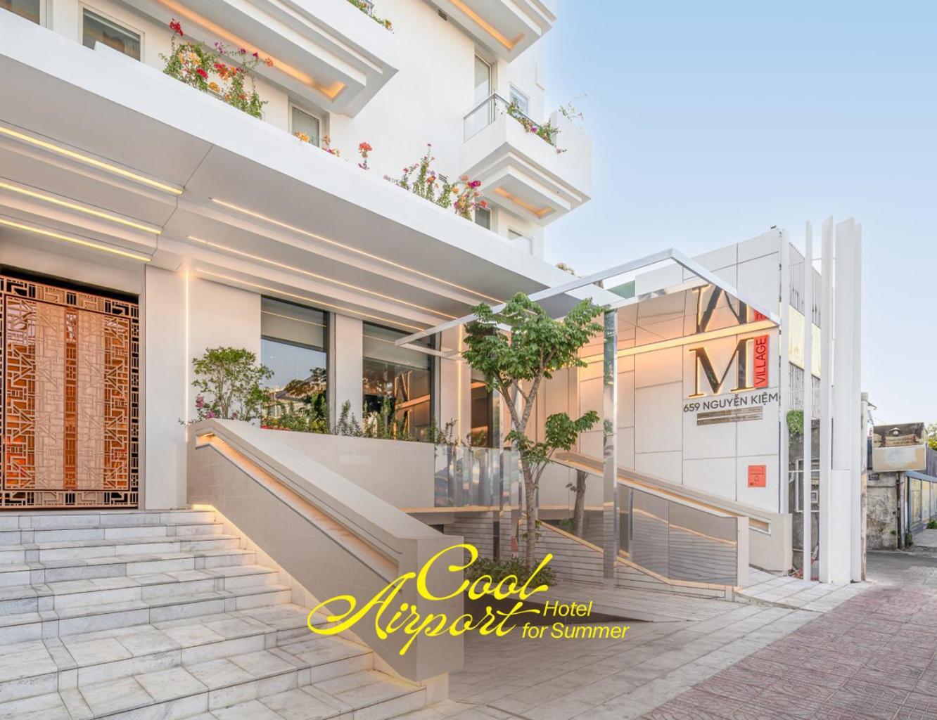 M Village Nguyen Kiem - Cosmo Airport Hotel ホーチミン市 エクステリア 写真